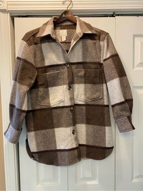 H&M Brown and Cream Plaid Shacket Jacket